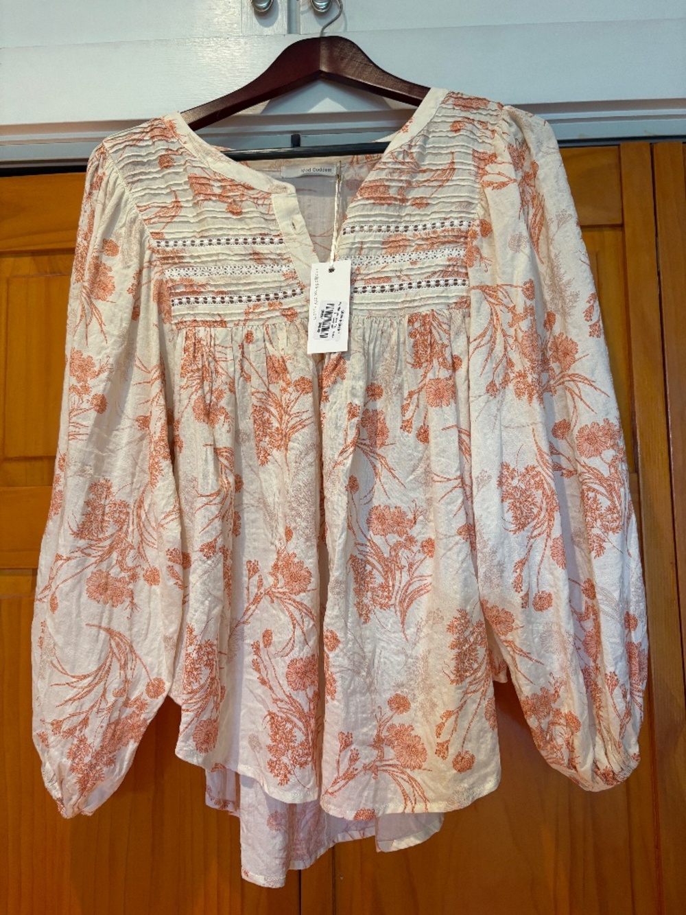 NWT Mod Goddess Shanna Floral Top Cream and Orange Size Small BoHo
